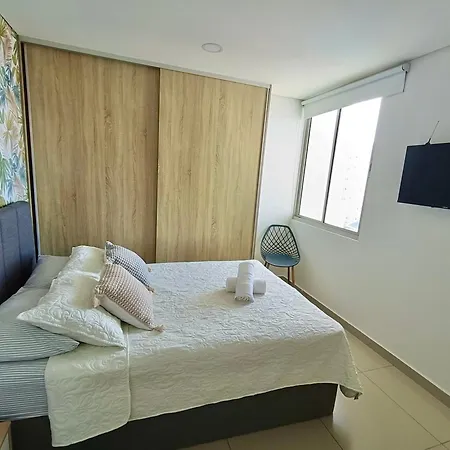 Relax & Sunsets,near & Historic Center Apartment *