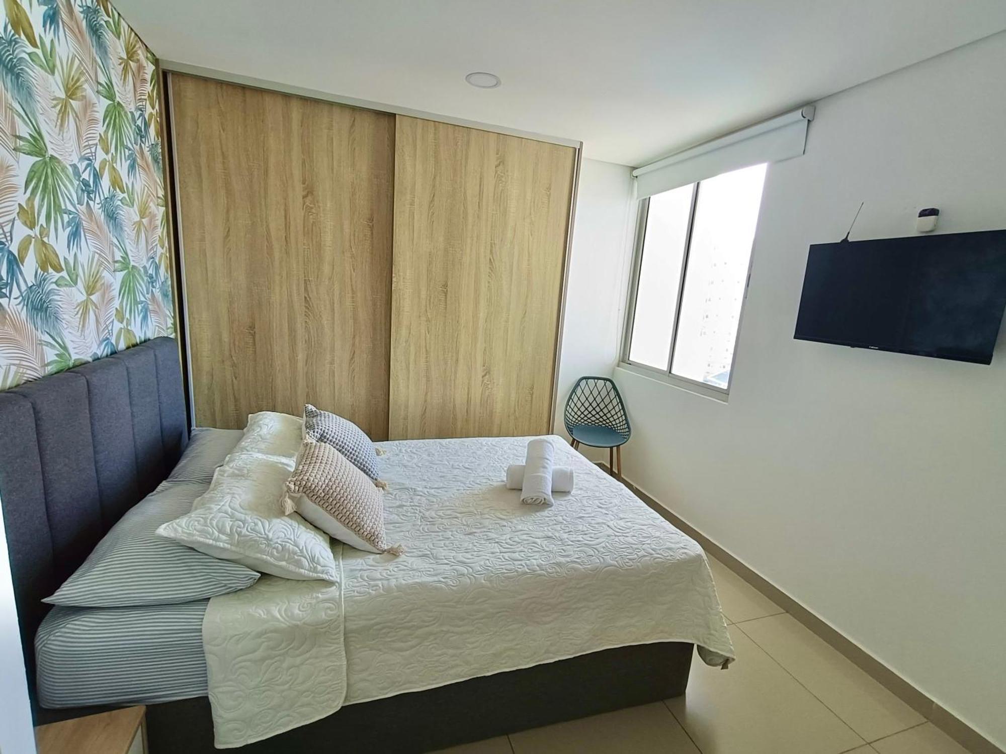 Relax & Sunsets,near & Historic Center Apartment *